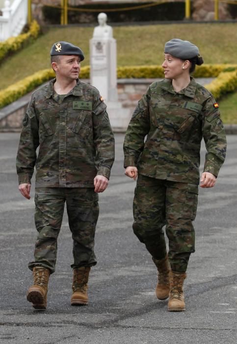 Mujeres soldado en Cabo Noval