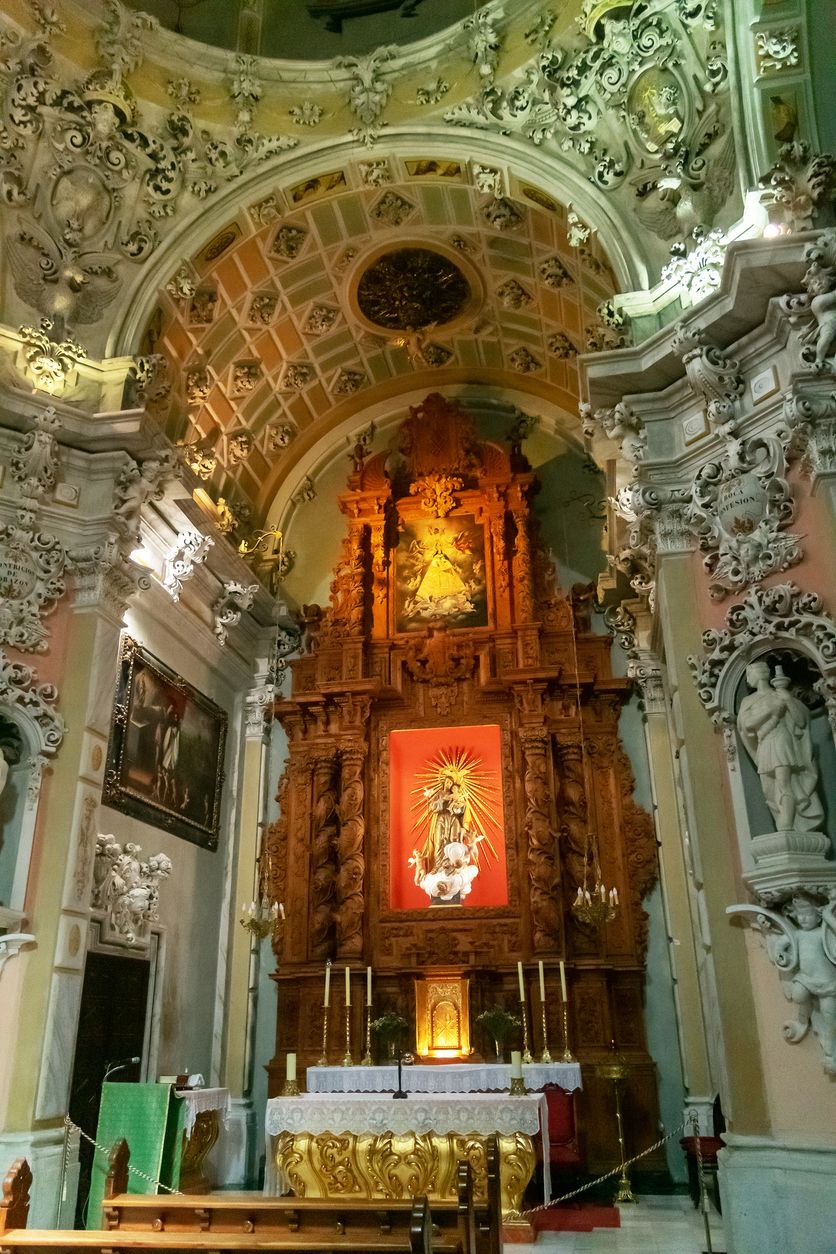 Retablo en el interior de la iglesia de Biar