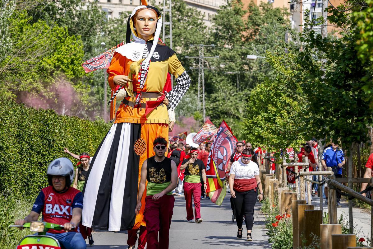 Imatges de la rua del dia de l'Afició del Baxi Manresa