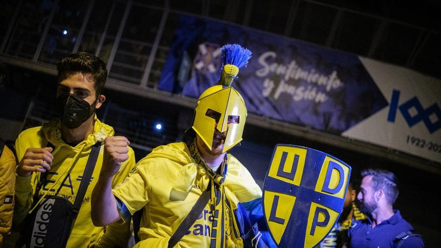 Derbi CD Tenerife - UD Las Palmas: Las aficiones abandonan el Heliodoro tras el partido del miércoles