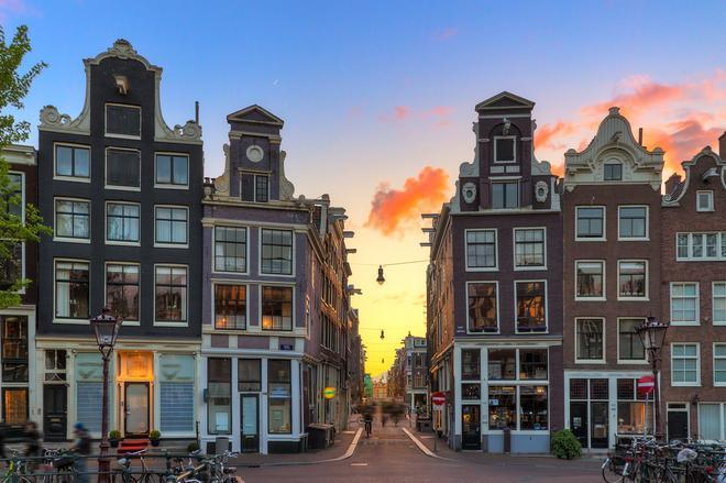Ámsterdam es una ciudad que cautiva a viajeros de todo el mundo.