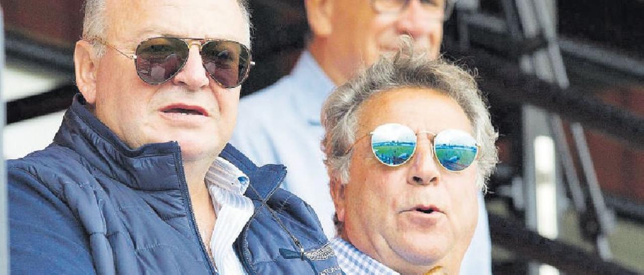 Juan Carlos Ramírez y Enrique Ortiz en un partido del Hércules.