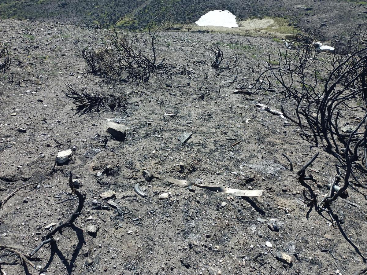 Repuesto el monolito y rescatadas piezas del avión siniestrado en Moncalvo