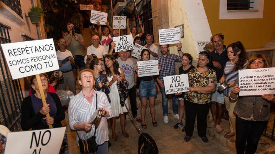 Cacerolada contra el botellón