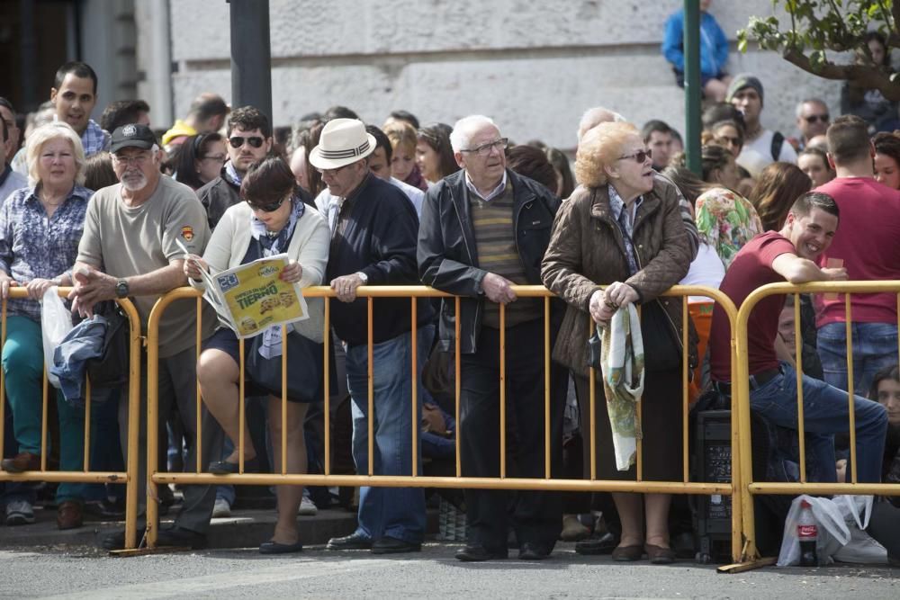 Búscate en la mascletà