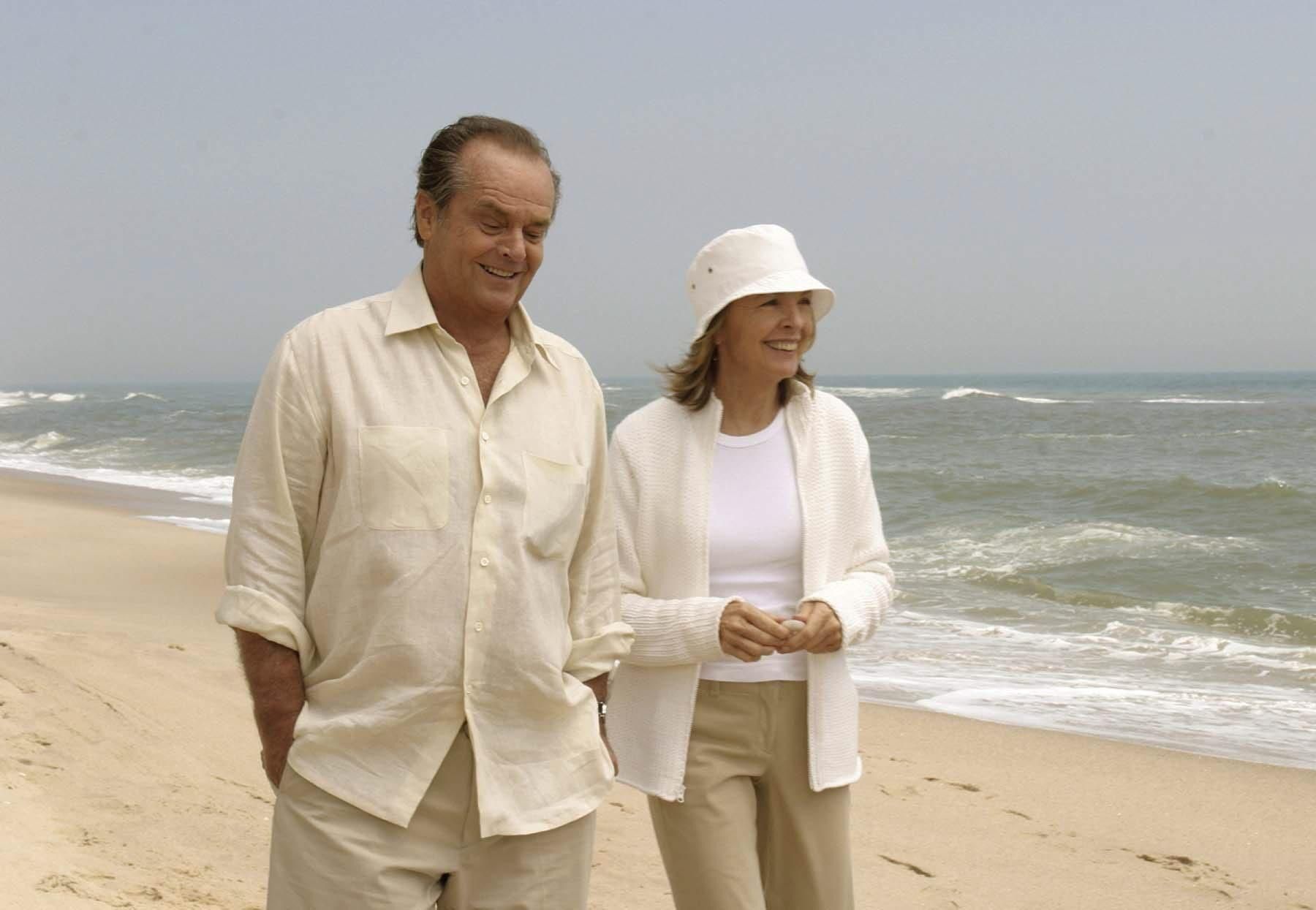 Jack Nicholson and Diane Keaton star in Columbia Pictures sophisticated romantic comedy "Somethings Gotta Give." Jack Nicholson giggles when he talks about his ``Something's Gotta Give'' co-star Diane Keaton, swears he dates women of all ages. despite his reputation. and claims he's a true romantic. (AP Photo/Bob Marshak)