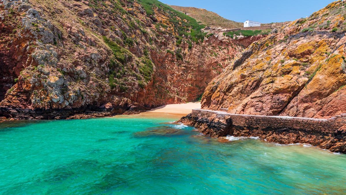 Peniche y las Berlengas: acantilados, playas y naturaleza en estado puro.