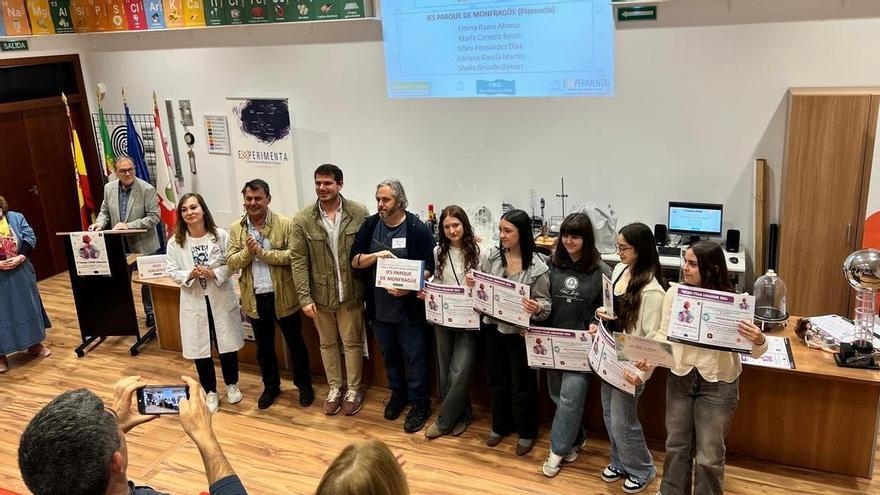 Emma, María, Mara, Adriana y Shaila: las cinco alumnas del Monfragüe de Plasencia que han ganado una yincana regional
