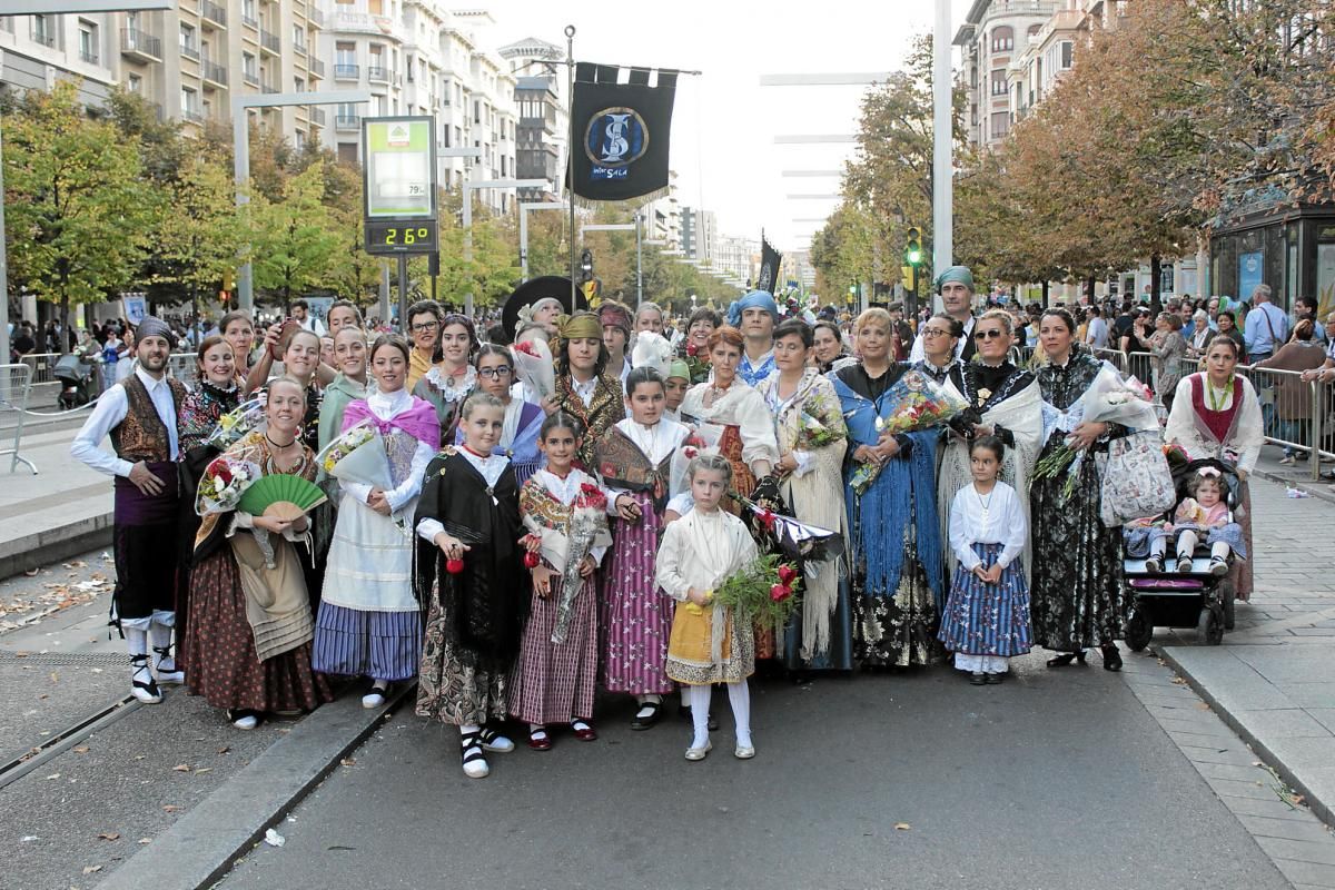 Ofrenda de Flores (grupos de Fun a Ore)