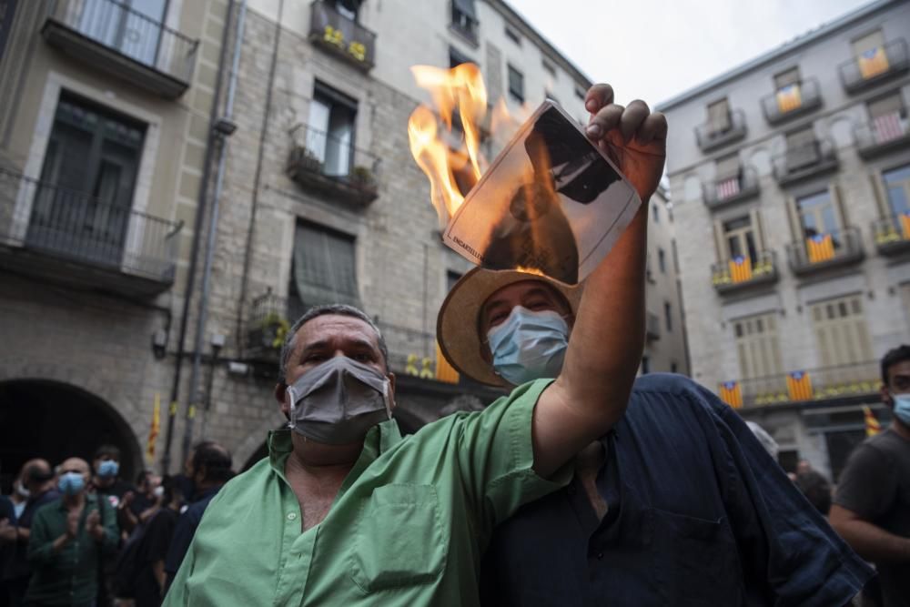 Concentració a Girona en contra de la monarquia