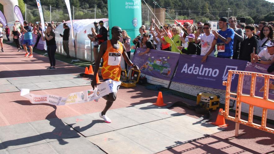 Rottich Maxwell y Abde Aminet baten el récord en la Mitja Marató de Pollença