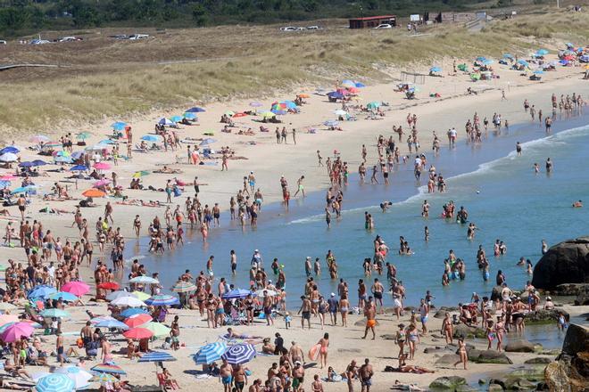 Así se vive el Día de Galicia en Arousa