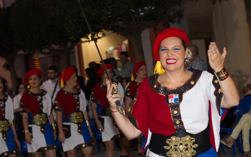 Agost vivió la segunda jornada grande de los Moros y Cristianos con la Entrada del bando musulmán.