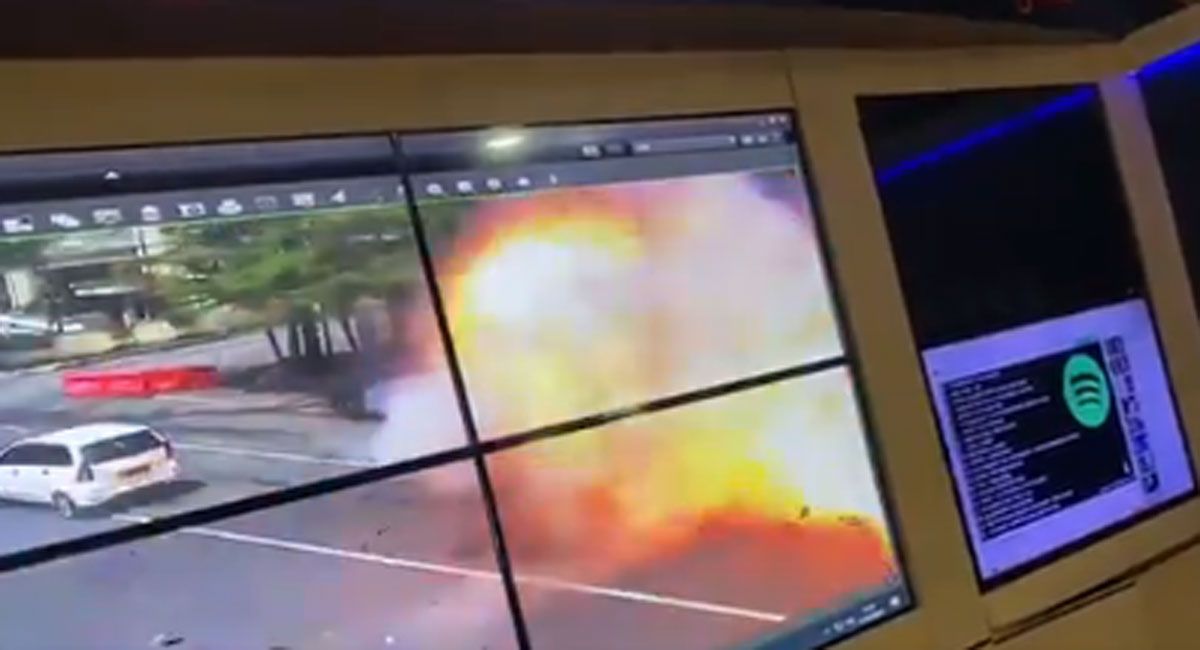 Imagen de la explosión registrada en una grabación de una cámara de seguridad.