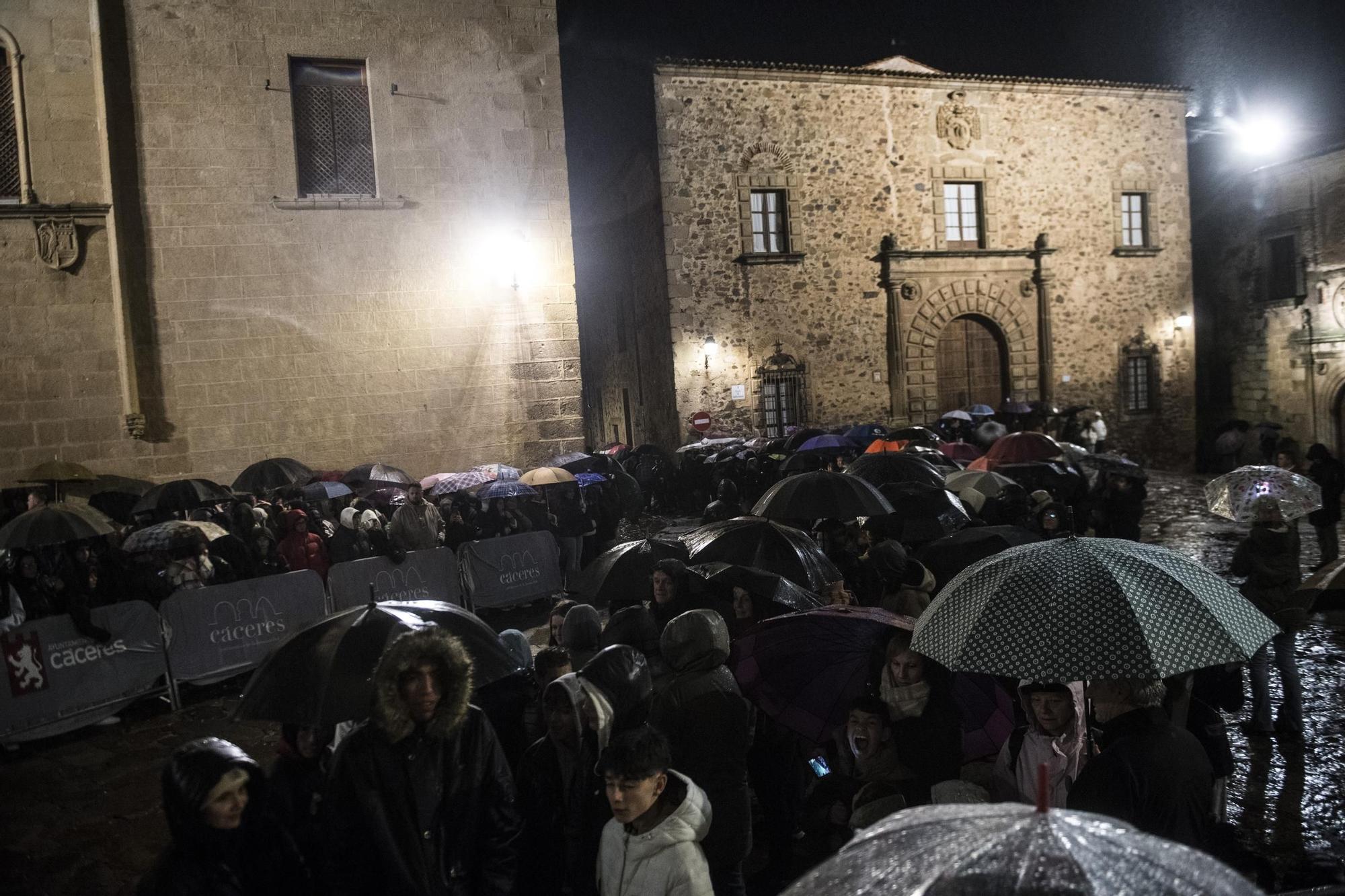 El Cristo Negro de Cáceres no pudo con lluvia