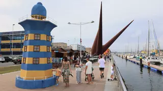 Una quincena "excepcional" con lleno hotelero y "ganas de fiesta" en Avilés: así se presentan las jornadas centrales del verano