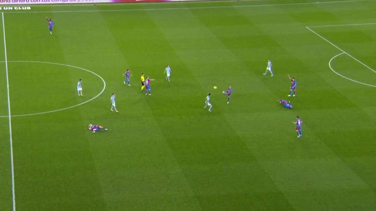 El espeluznante choque que acabó con Araujo sacado en ambulancia