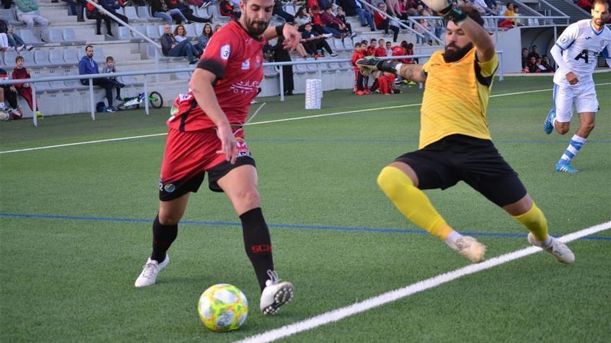 El Salerm Puente Genil rescata un punto en Conil