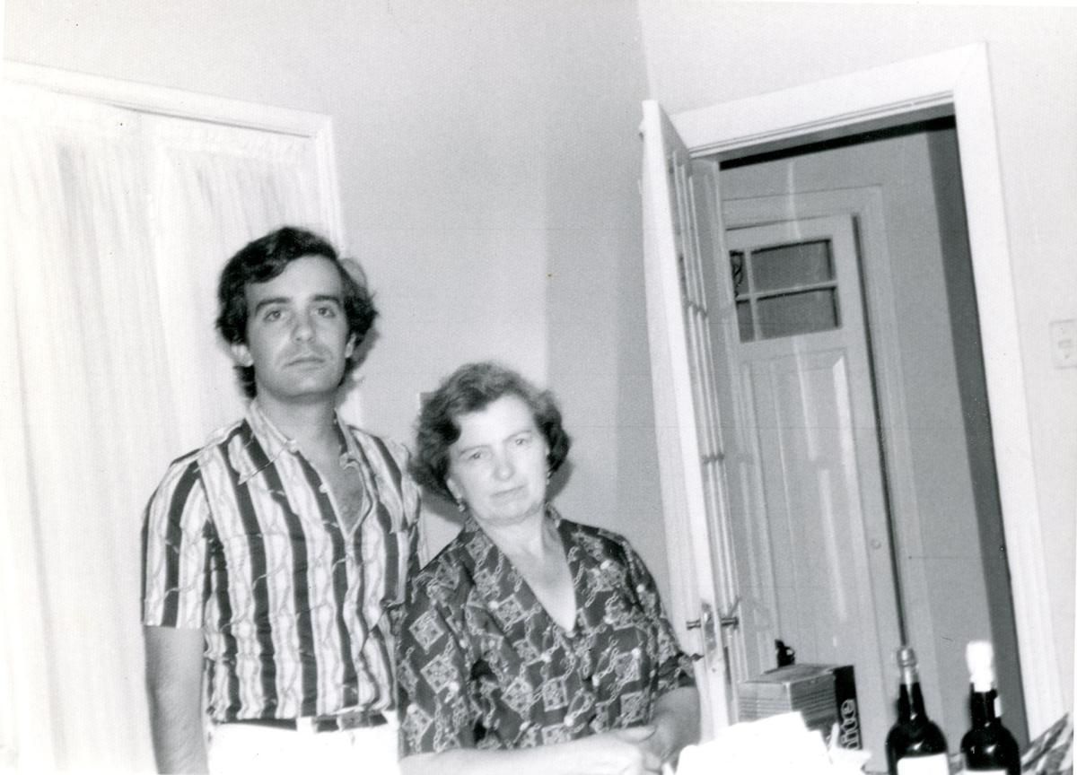 Corrada, con su madre Belarmina