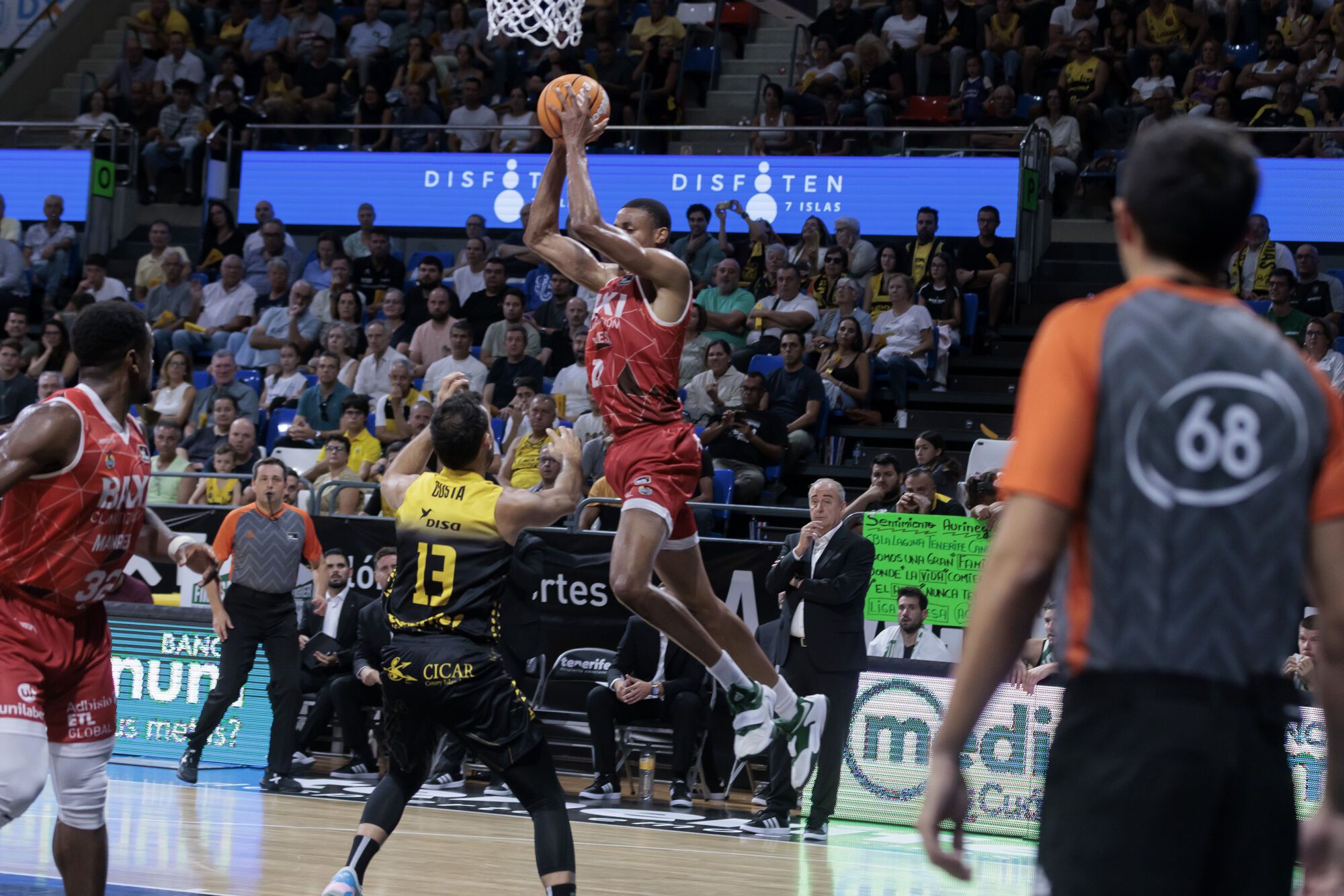 Les imatges de La Laguna Tenerife - Baxi Manresa