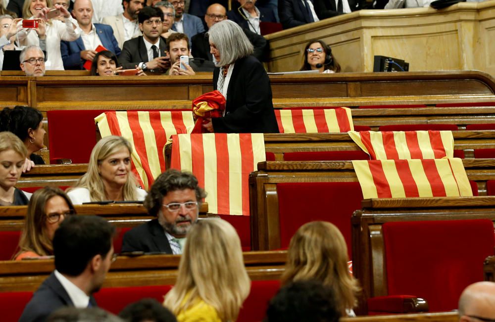 Ple del Parlament d'aprovació de la llei del referèndum