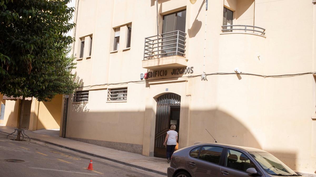 Imagen de archivo de la sede de los juzgados de Ontinyent, donde se instruirá la causa.