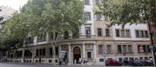 Piden cuatro años de cárcel por grabar a su hija desnuda con una cámara oculta