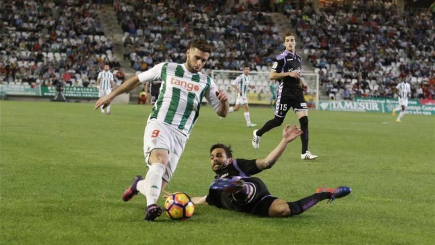 Rodri, único delantero para un mes clave