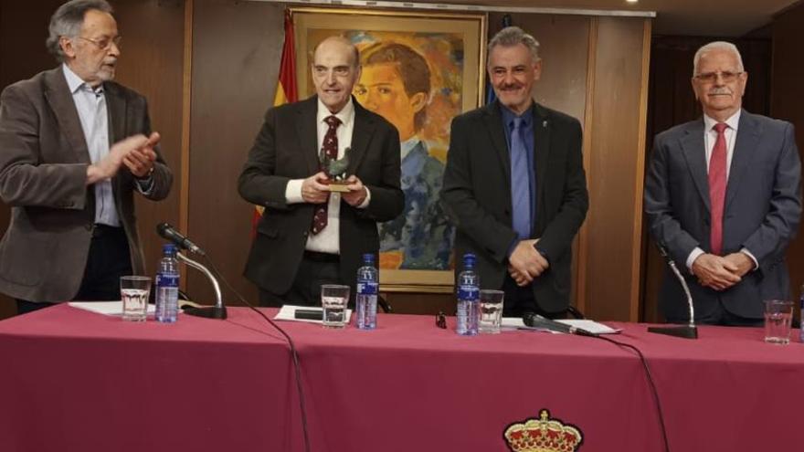 El centro asturiano que dio clase gratis a miles de alumnos y otras historias desconocidas de la casa regional más antigua del mundo