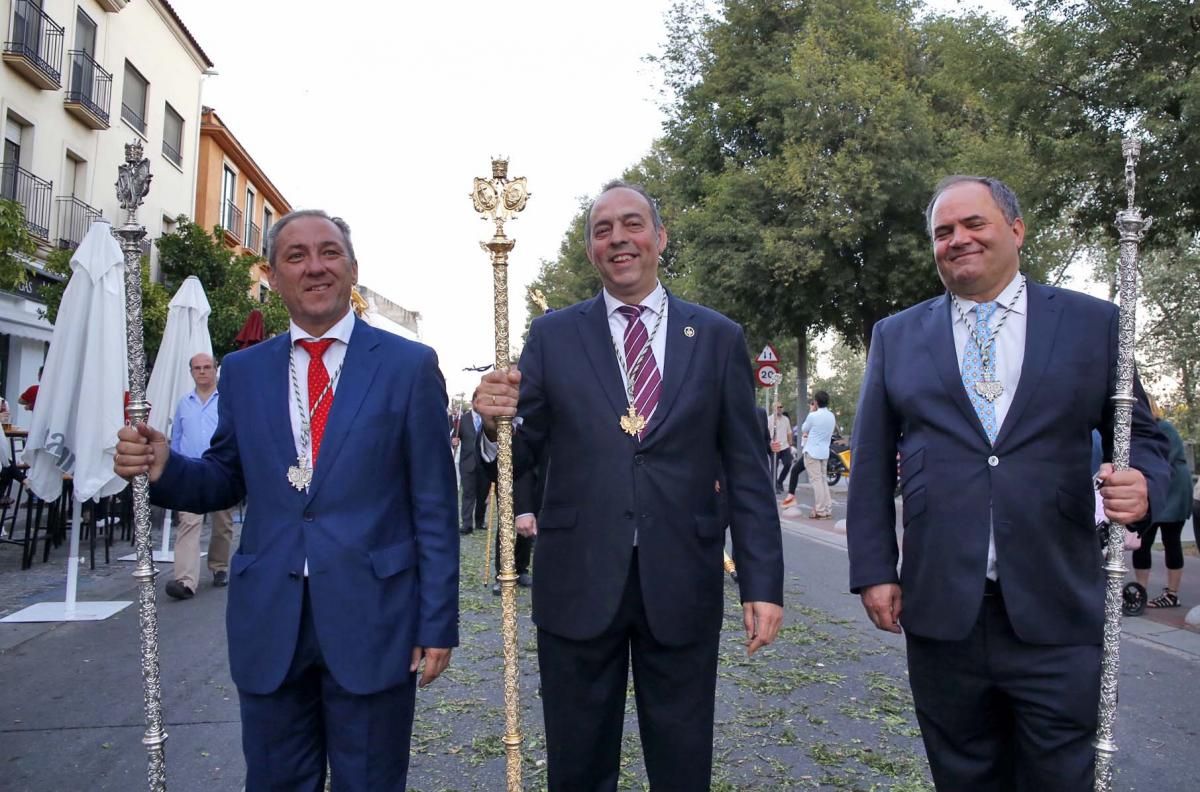 El Corpus recorre las inmediaciones de la Mezquita-Catedral