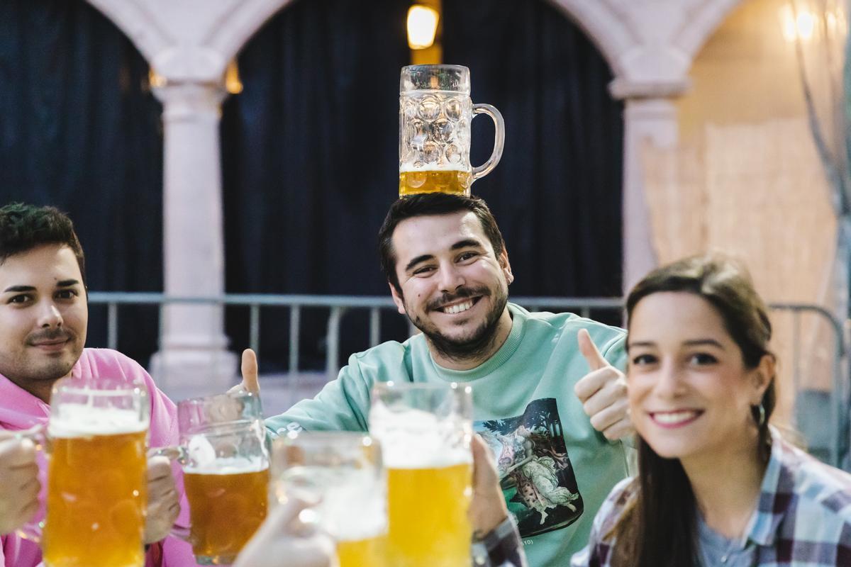 Una imagen de una edición pasada de la San Miguel Biergarten.