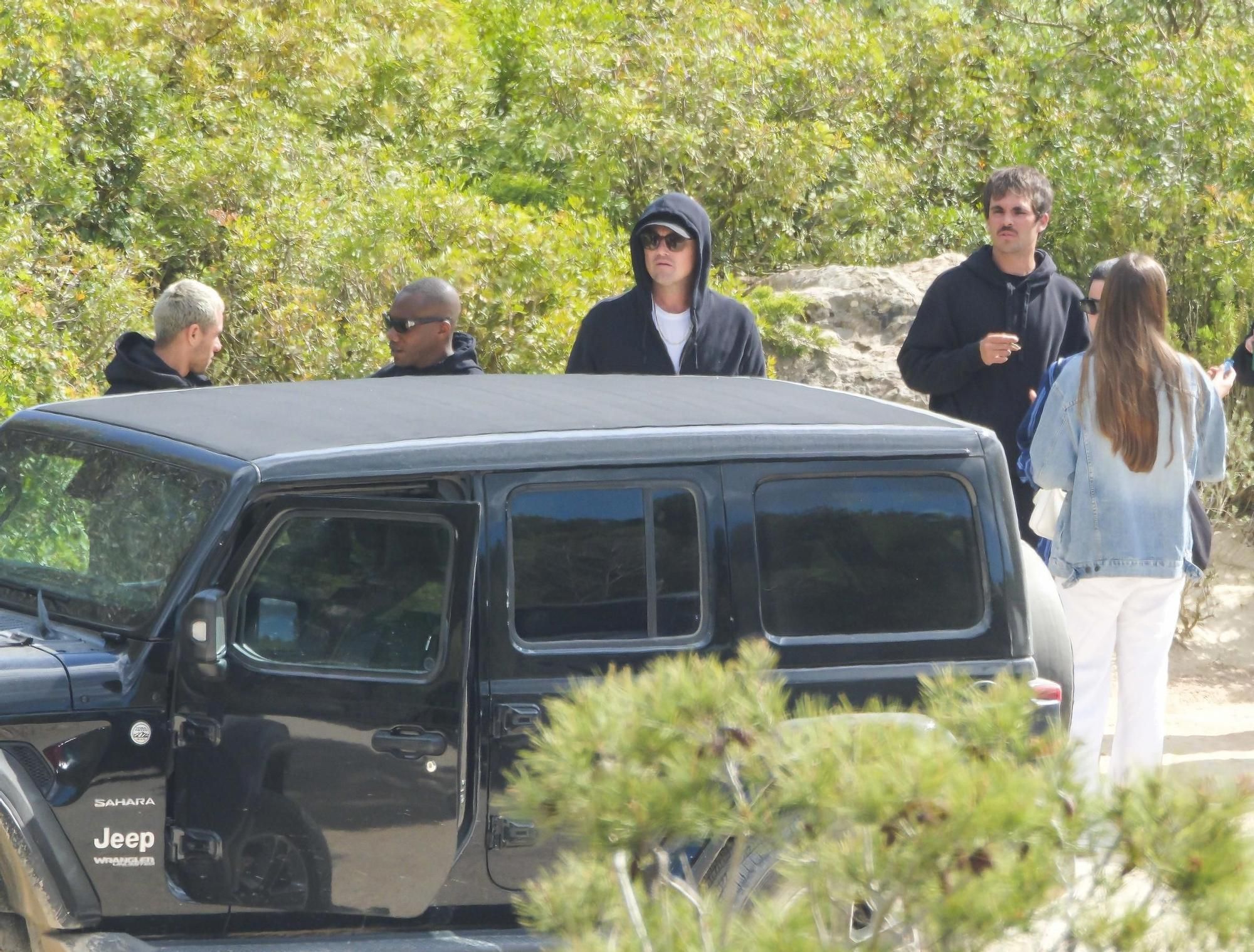 Leonardo Dicaprio vuelve a Ibiza con Vitoria Ceretti/ Sergio Garrido