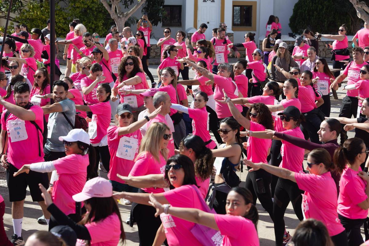 Mira todas las fotos de la Cursa per la Dona en Ibiza Mira todas las fotos de la Cursa per la Dona en Ibiza