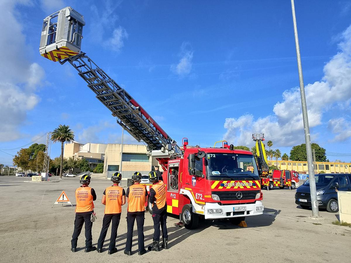 Un grupo de bomberos durante unas actividades de formación.