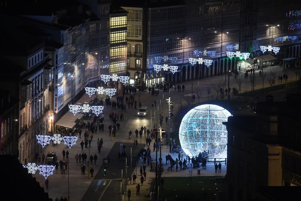 A Coruña enciende su alumbrado navideño