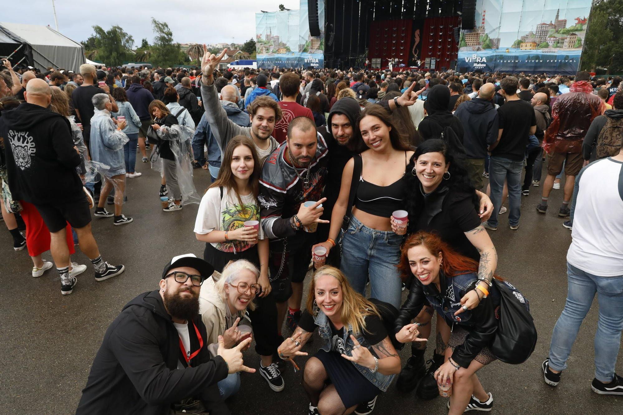 EN IMÁGENES: Gran éxito del Tsunami con "Bad Religion" como gran gancho