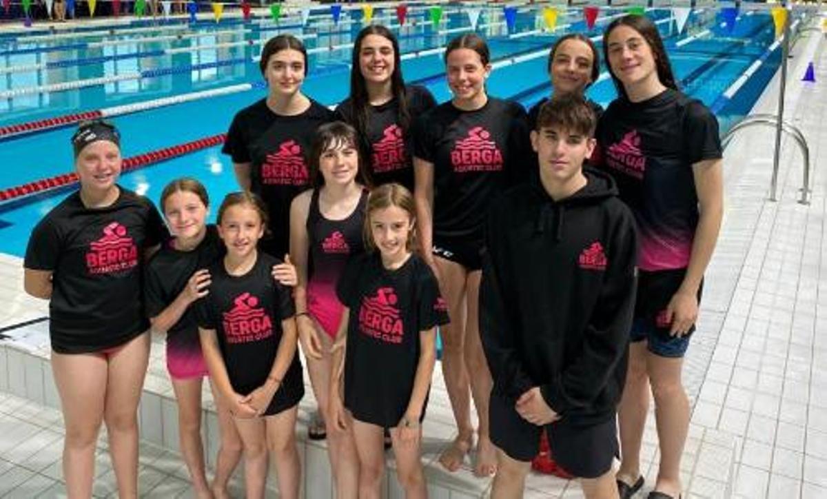 Els nedadors i nedadores del Berga Aquàtic Club Esportiu a Andorra