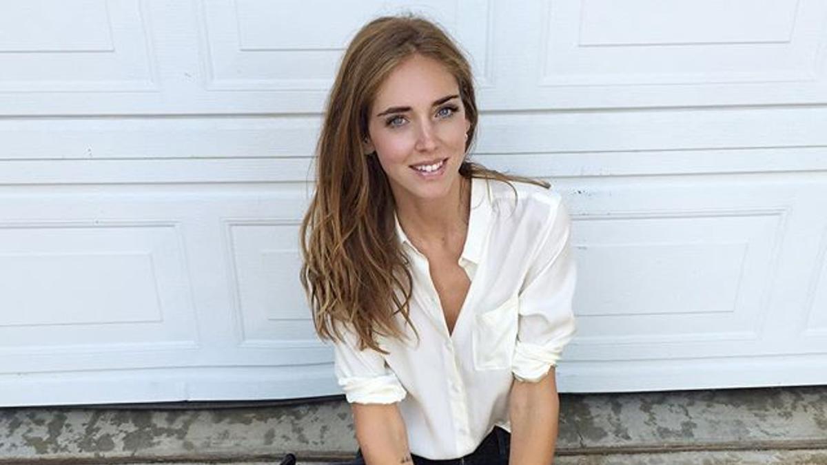 Colgando del bolso: así lo lleva Chiara Ferragni