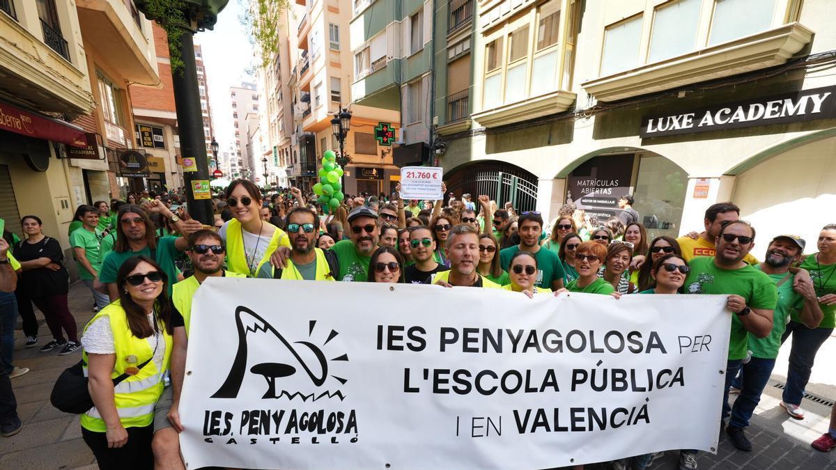 CASTELLON. HUELGA EDUCACION. CONCENTRACION EN LA CASA DELS CARAGOLS