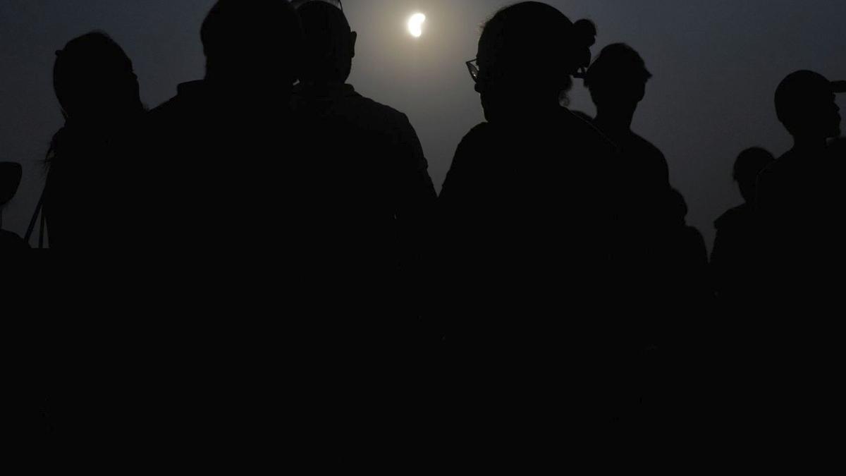 Las gafas del eclipse sociológico del 15 de agosto en Zamora