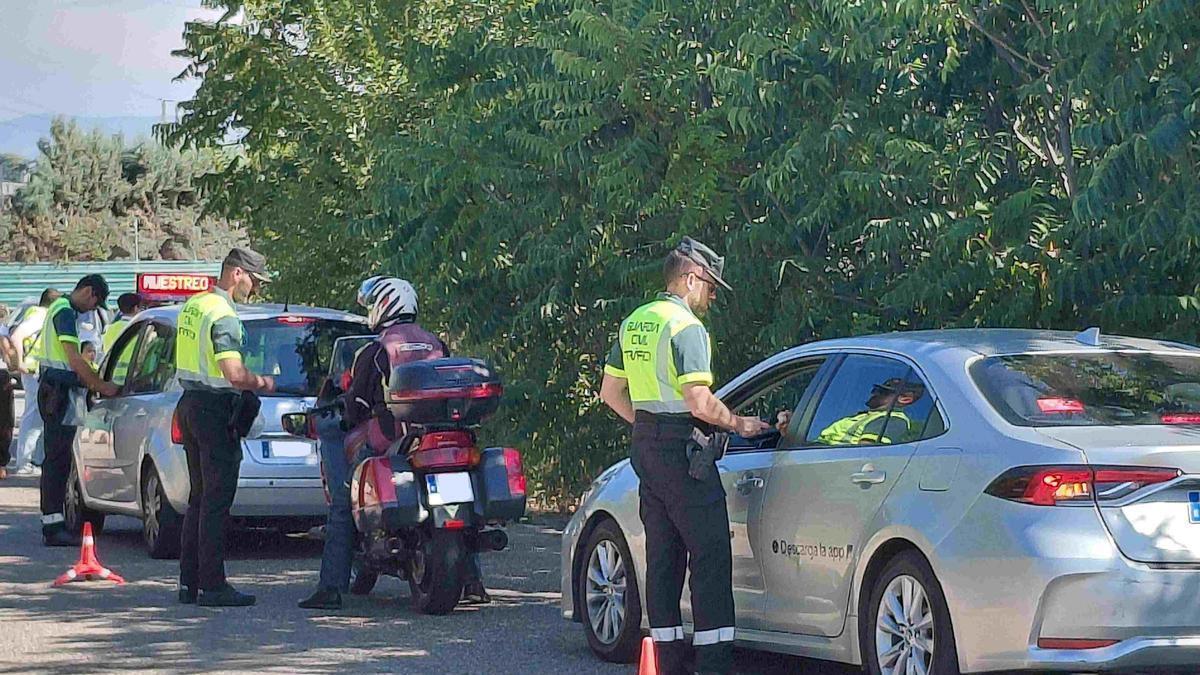 Tráfico intensifica los controles de alcohol y drogas esta semana.