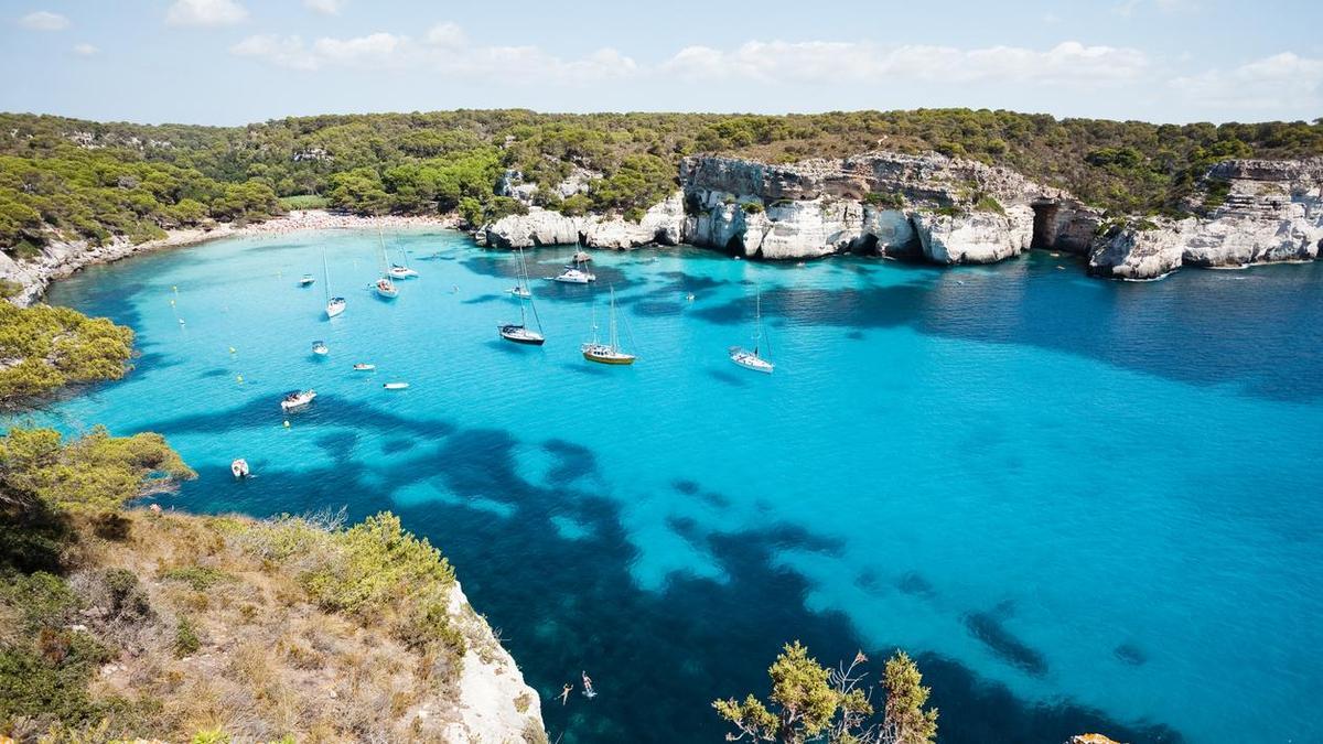 La playa más bonita del mundo se esconde en una de las mejores islas del Mediterráneo