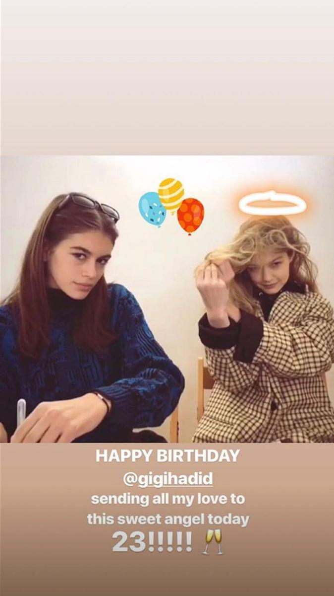 Kaia Gerber también sube stories con Gigi