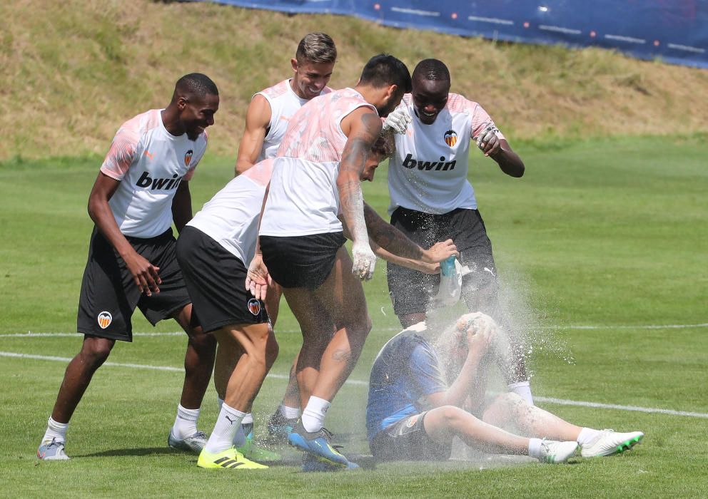 Broma para acabar el entrenamiento