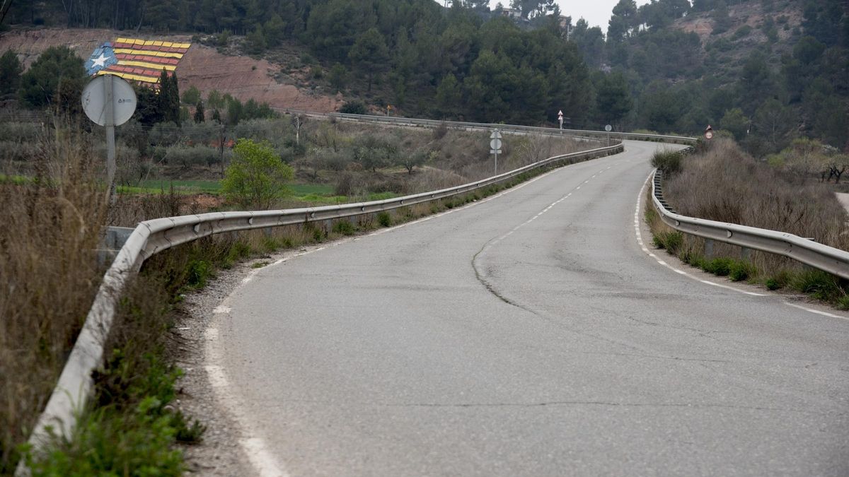 Traçat del vial d'accés a Castellnou, que actualment és considerat camí