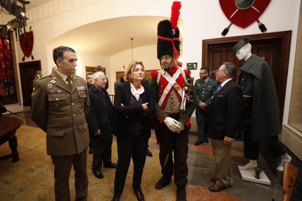 Exposición de uniformes militares