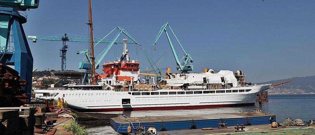 Montaje del segundo mayor crucero del mundo a vela, en el astillero vigués Metal Ships.