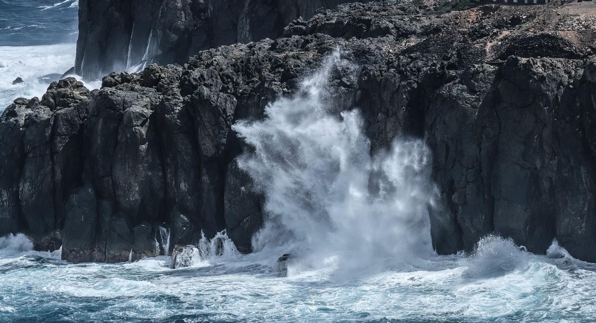 La borrasca Celia deja un temporal de viento y mar en Gran Canaria (14/02/2022)