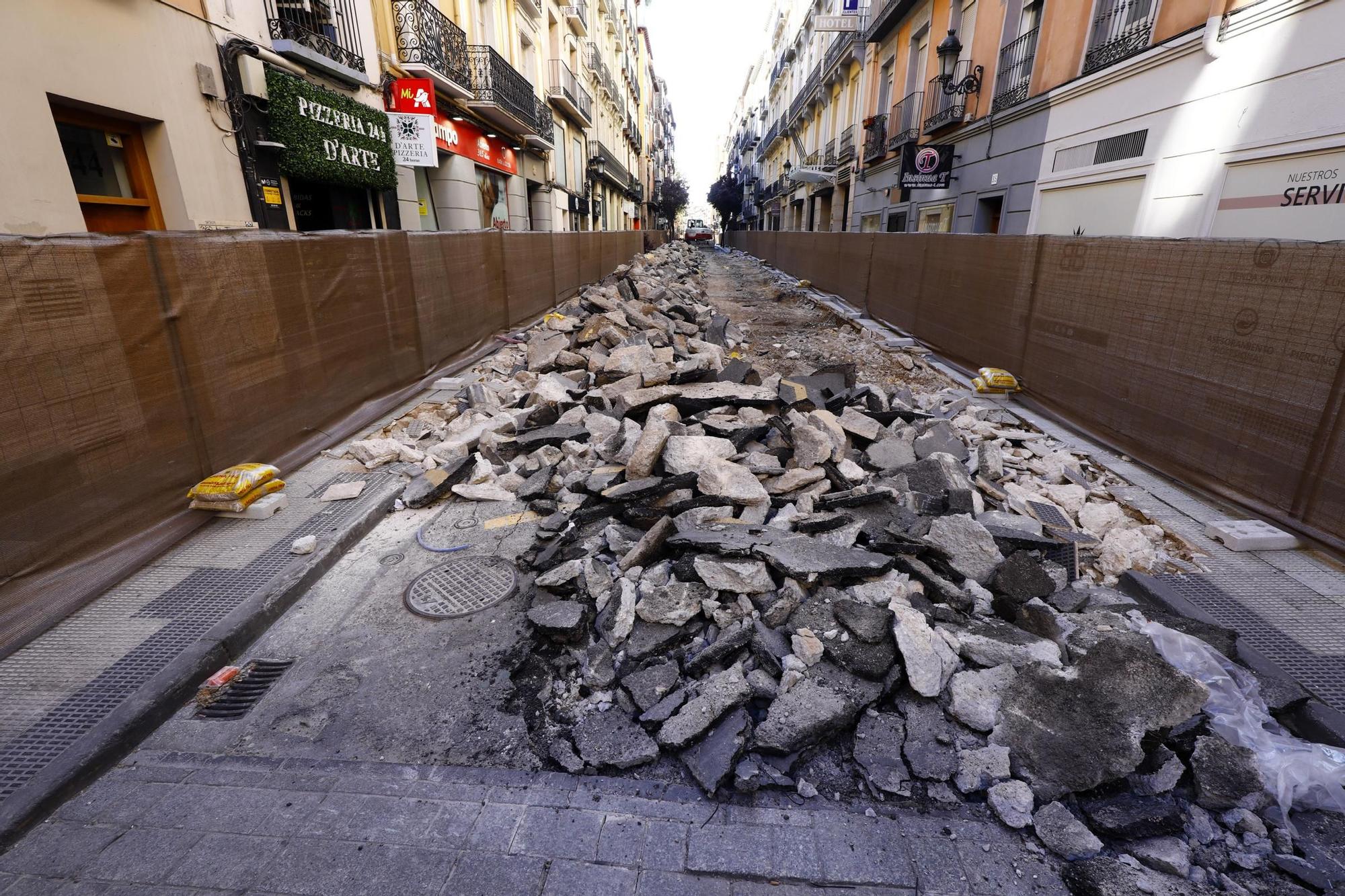 Adiós a la antigua calle Manifestación de Zaragoza: los primeros trabajos dejan estas imágenes