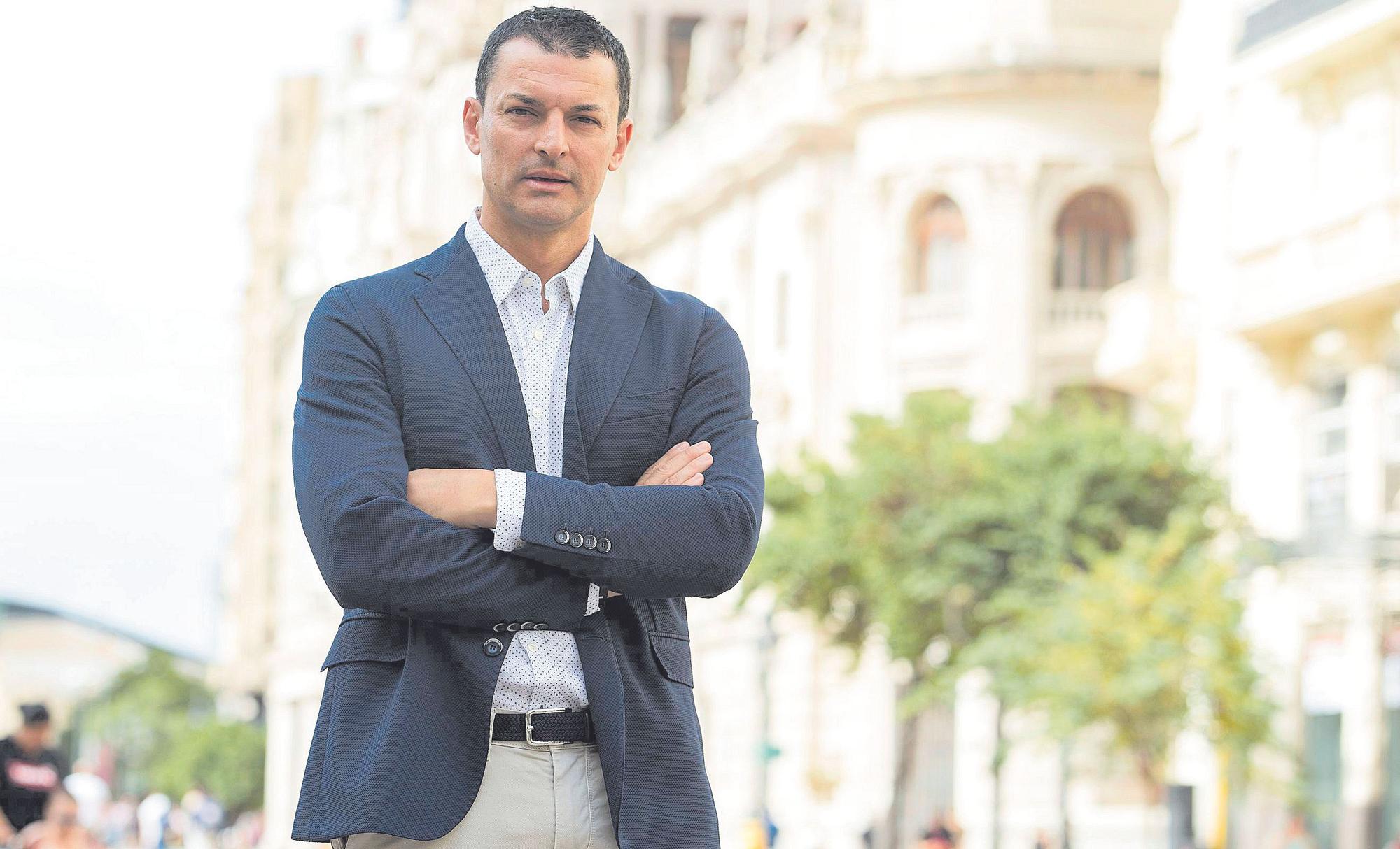 Jordi Gallardo, el pasado martes, en la Plaza del Ayuntamiento de València